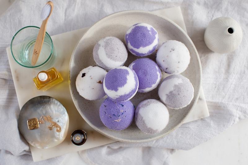Enjoy a luxurious bath with this easy bath bomb recipe – just add therapeutic essential oils to help melt away stress and muscular tension
