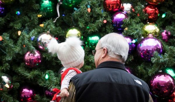 Marietta’s 2022 tree lighting celebration and Santa on the Square is this Thursday